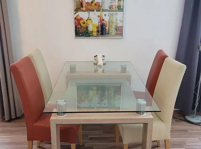 Apartamento Zentral Gelegene, Sehr Ruhige Und Helle *